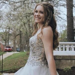 Meet your Posher, Emma